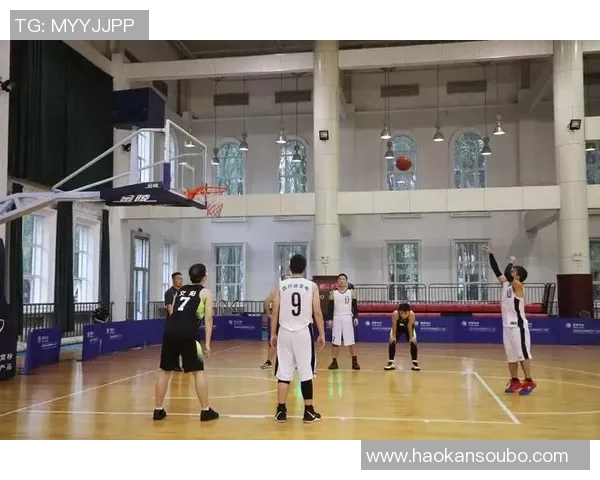 广州篮球队运营分析:成功经验与教训的深度剖析与反思 广州篮球队运营分析:成功经验与教训的深度剖析与反思