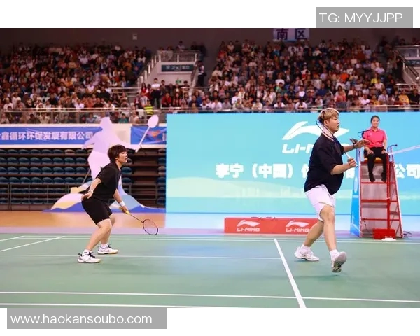 成都羽毛球队耐力争议引发热议球迷与专家观点交锋探讨竞技精神