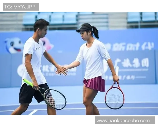 网球巨献：探秘成都网球队的团队协作