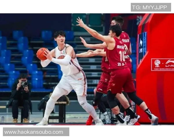 上海篮球队的节奏分析与发展探讨聚焦球队风格与战术演变